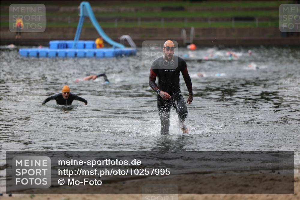 13.09.2026 - Stadtparktriathlon Mo-Foto http://msf.ph/oto/10257995 13.09.2026 11:51:14 Schwimmen 952, 962, 1017 meine-sportfotos.de