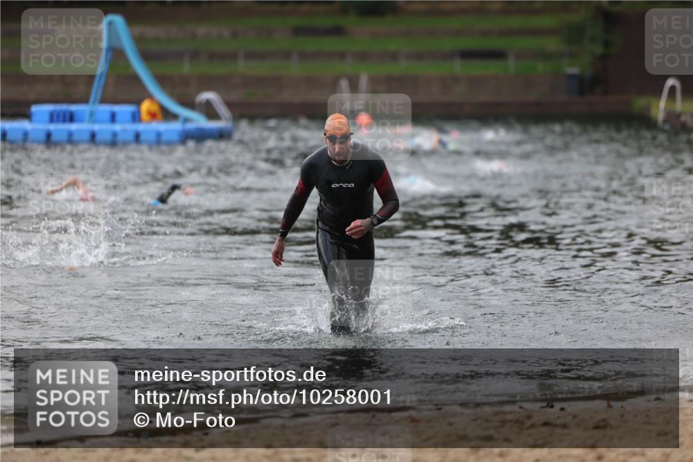 13.09.2026 - Stadtparktriathlon Mo-Foto http://msf.ph/oto/10258001 13.09.2026 11:51:15 Schwimmen 952, 962, 990, 1017 meine-sportfotos.de