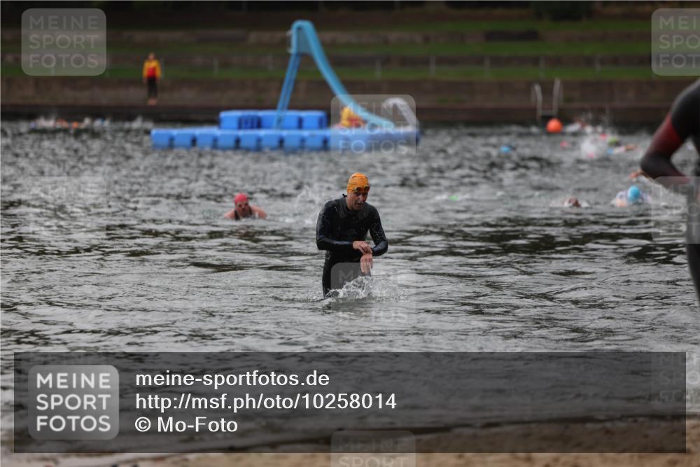 13.09.2026 - Stadtparktriathlon Mo-Foto http://msf.ph/oto/10258014 13.09.2026 11:51:19 Schwimmen 952, 990 meine-sportfotos.de