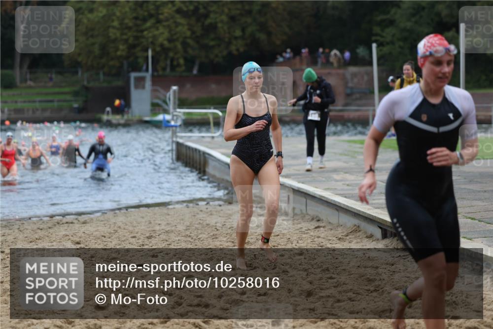 13.09.2026 - Stadtparktriathlon Mo-Foto http://msf.ph/oto/10258016 13.09.2026 11:11:53 Schwimmen 733, 786, 792, 796, 798, 818 meine-sportfotos.de