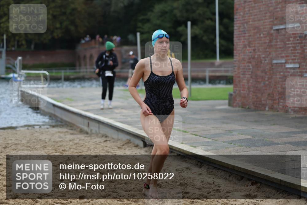13.09.2026 - Stadtparktriathlon Mo-Foto http://msf.ph/oto/10258022 13.09.2026 11:11:53 Schwimmen 733, 786, 792, 796, 798, 818 meine-sportfotos.de