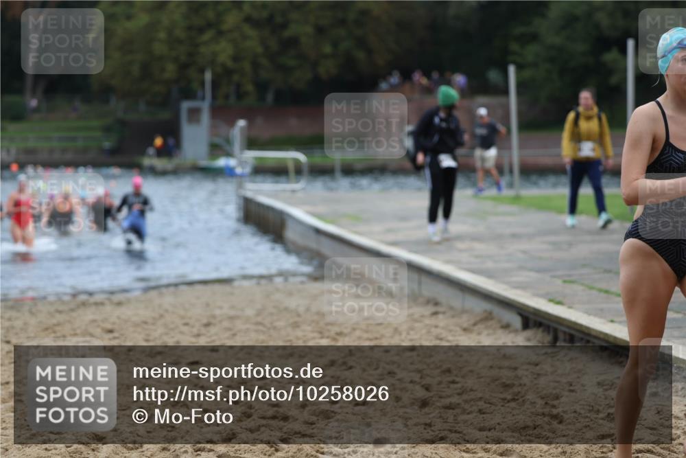 13.09.2026 - Stadtparktriathlon Mo-Foto http://msf.ph/oto/10258026 13.09.2026 11:11:54 Schwimmen 733, 786, 788, 792, 796, 798, 818 meine-sportfotos.de