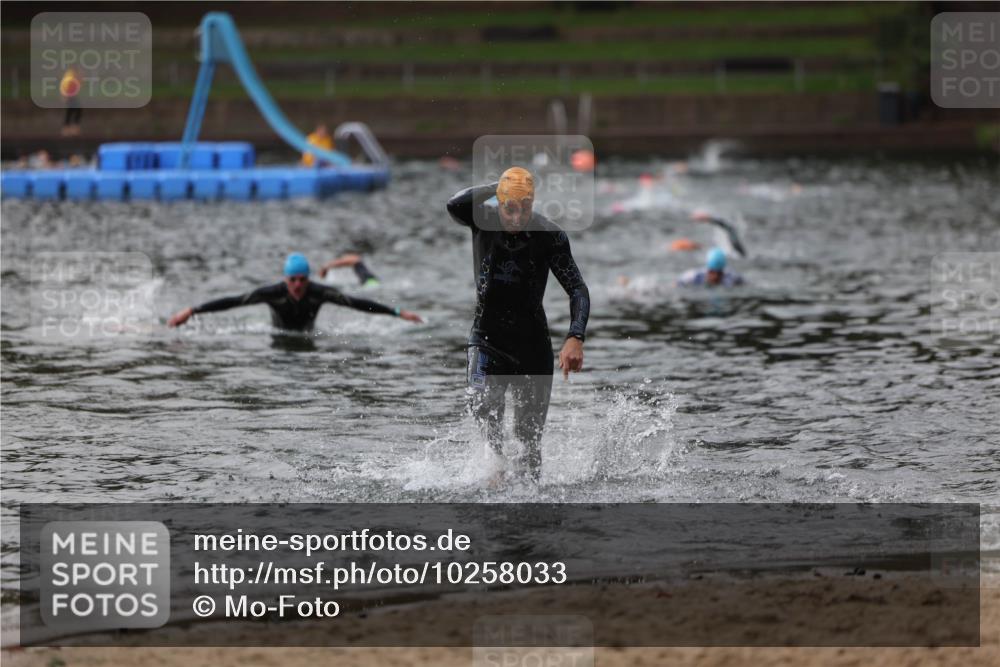 13.09.2026 - Stadtparktriathlon Mo-Foto http://msf.ph/oto/10258033 13.09.2026 11:51:23 Schwimmen 952, 990 meine-sportfotos.de