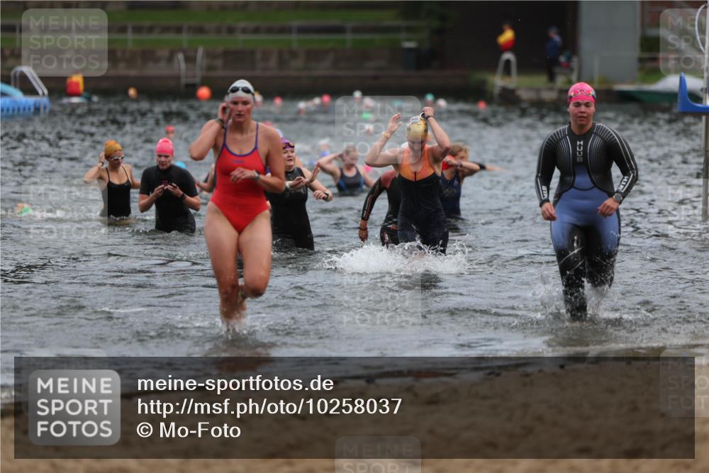 13.09.2026 - Stadtparktriathlon Mo-Foto http://msf.ph/oto/10258037 13.09.2026 11:11:57 Schwimmen 720, 772, 788, 792, 796, 818 meine-sportfotos.de