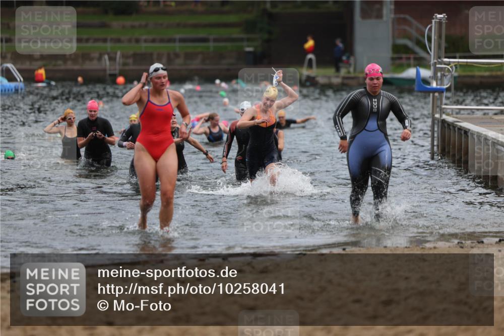 13.09.2026 - Stadtparktriathlon Mo-Foto http://msf.ph/oto/10258041 13.09.2026 11:11:58 Schwimmen 720, 746, 772, 788, 792, 796, 818 meine-sportfotos.de