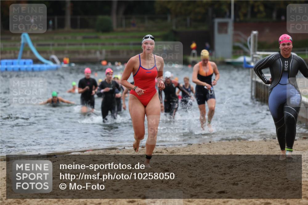 13.09.2026 - Stadtparktriathlon Mo-Foto http://msf.ph/oto/10258050 13.09.2026 11:12:01 Schwimmen 720, 746, 772, 788, 792, 796, 808, 810, 818 meine-sportfotos.de