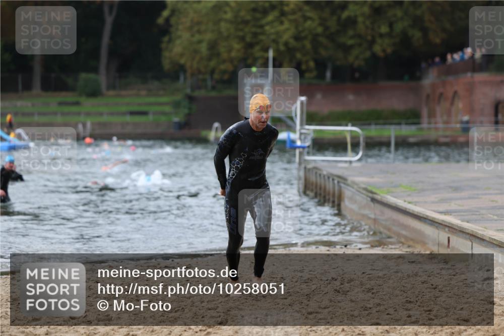 13.09.2026 - Stadtparktriathlon Mo-Foto http://msf.ph/oto/10258051 13.09.2026 11:51:28 Schwimmen 965, 990, 1059 meine-sportfotos.de