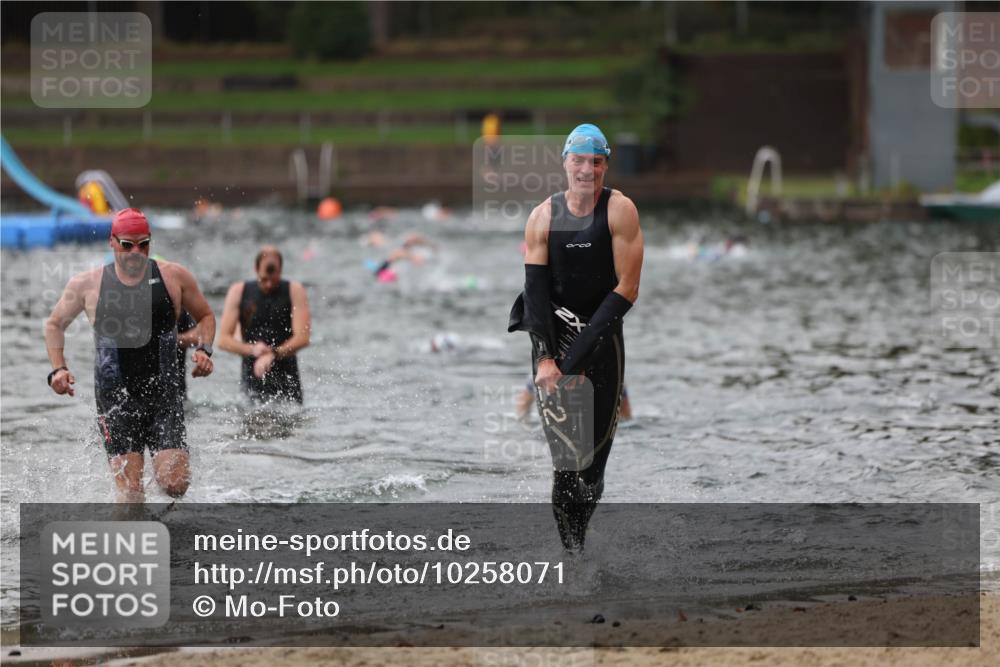 13.09.2026 - Stadtparktriathlon Mo-Foto http://msf.ph/oto/10258071 13.09.2026 11:51:35 Schwimmen 965, 1001, 1036, 1059 meine-sportfotos.de