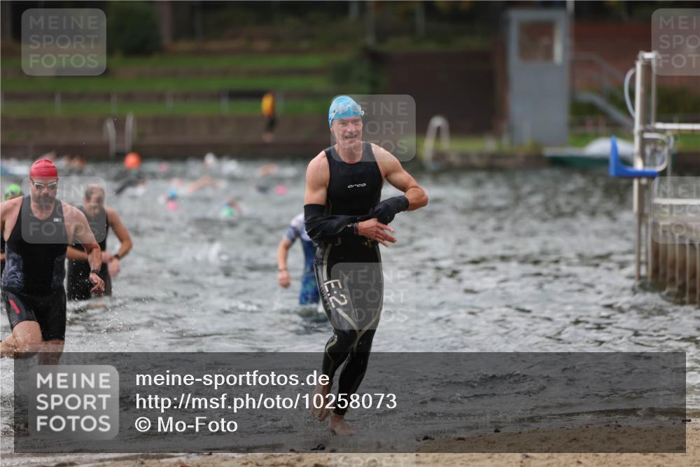 13.09.2026 - Stadtparktriathlon Mo-Foto http://msf.ph/oto/10258073 13.09.2026 11:51:36 Schwimmen 965, 1001, 1036, 1059 meine-sportfotos.de