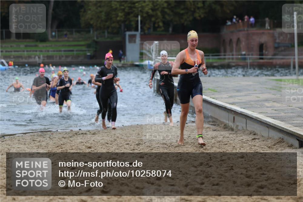 13.09.2026 - Stadtparktriathlon Mo-Foto http://msf.ph/oto/10258074 13.09.2026 11:12:05 Schwimmen 720, 726, 746, 771, 772, 785, 788, 792, 796, 808, 810, 818, 823, 1800 meine-sportfotos.de