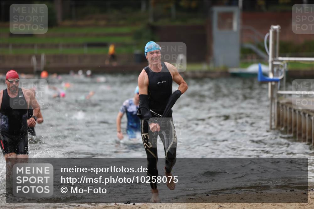 13.09.2026 - Stadtparktriathlon Mo-Foto http://msf.ph/oto/10258075 13.09.2026 11:51:36 Schwimmen 965, 1001, 1036, 1059 meine-sportfotos.de