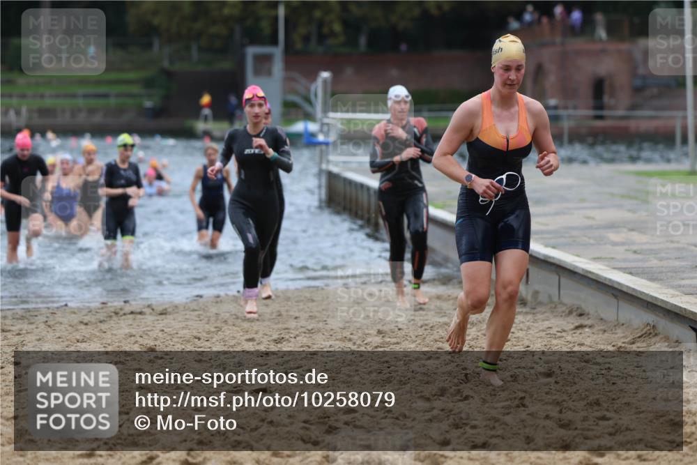 13.09.2026 - Stadtparktriathlon Mo-Foto http://msf.ph/oto/10258079 13.09.2026 11:12:06 Schwimmen 720, 726, 746, 771, 772, 785, 788, 792, 796, 808, 810, 818, 820, 823, 1800 meine-sportfotos.de