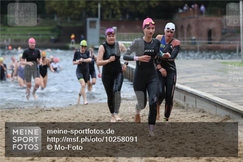 13.09.2026 - Stadtparktriathlon Mo-Foto http://msf.ph/oto/10258091 13.09.2026 11:12:07 Schwimmen 720, 726, 746, 771, 772, 785, 788, 792, 796, 808, 810, 818, 820, 823, 1800 meine-sportfotos.de