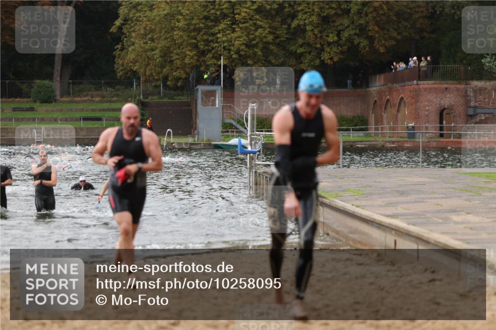 13.09.2026 - Stadtparktriathlon Mo-Foto http://msf.ph/oto/10258095 13.09.2026 11:51:39 Schwimmen 965, 972, 1001, 1036, 1059 meine-sportfotos.de