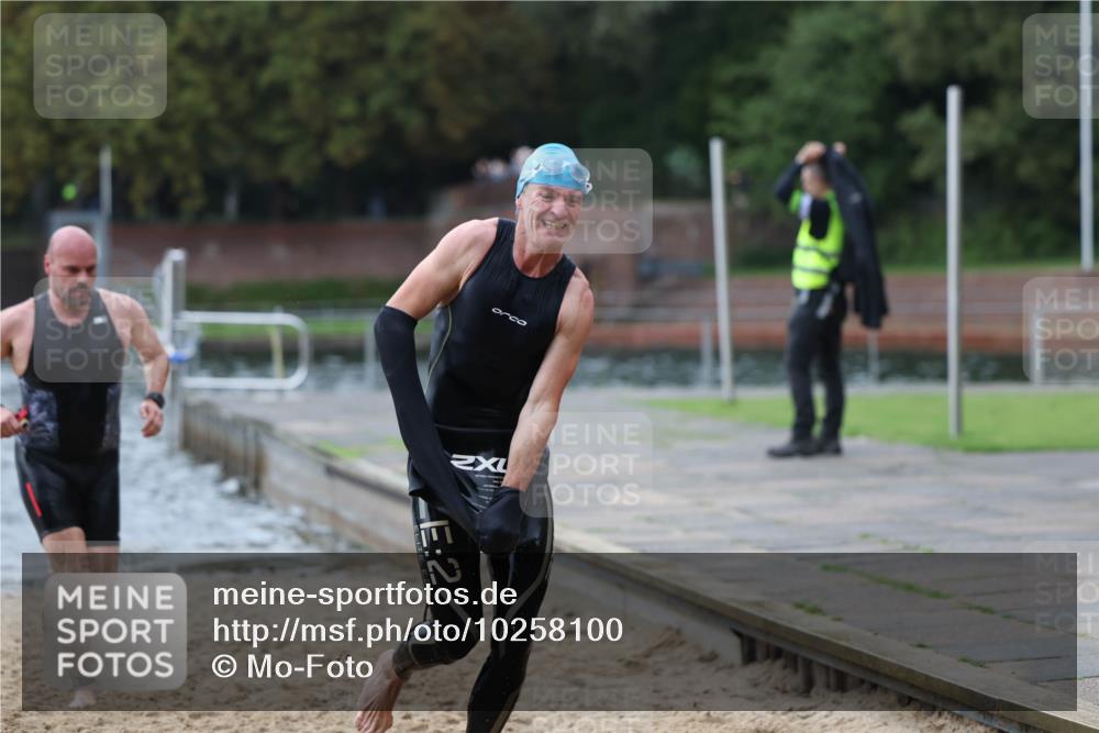 13.09.2026 - Stadtparktriathlon Mo-Foto http://msf.ph/oto/10258100 13.09.2026 11:51:40 Schwimmen 965, 972, 1001, 1036, 1059 meine-sportfotos.de
