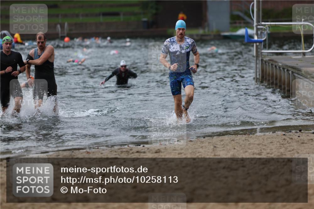 13.09.2026 - Stadtparktriathlon Mo-Foto http://msf.ph/oto/10258113 13.09.2026 11:51:42 Schwimmen 965, 972, 1001, 1036, 1053, 1059 meine-sportfotos.de