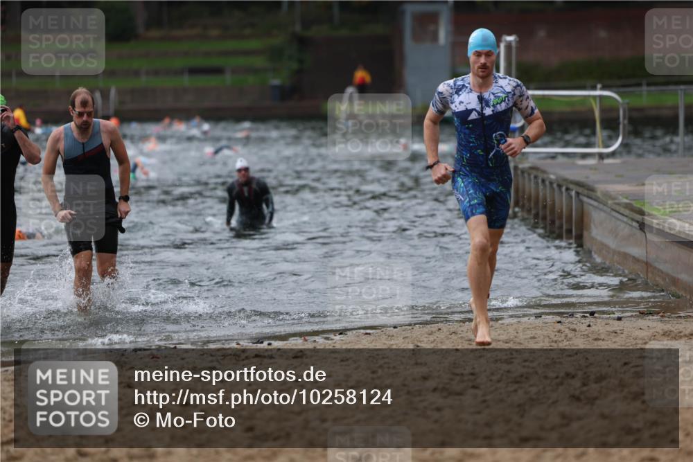 13.09.2026 - Stadtparktriathlon Mo-Foto http://msf.ph/oto/10258124 13.09.2026 11:51:44 Schwimmen 965, 972, 985, 1001, 1036, 1053, 1059 meine-sportfotos.de