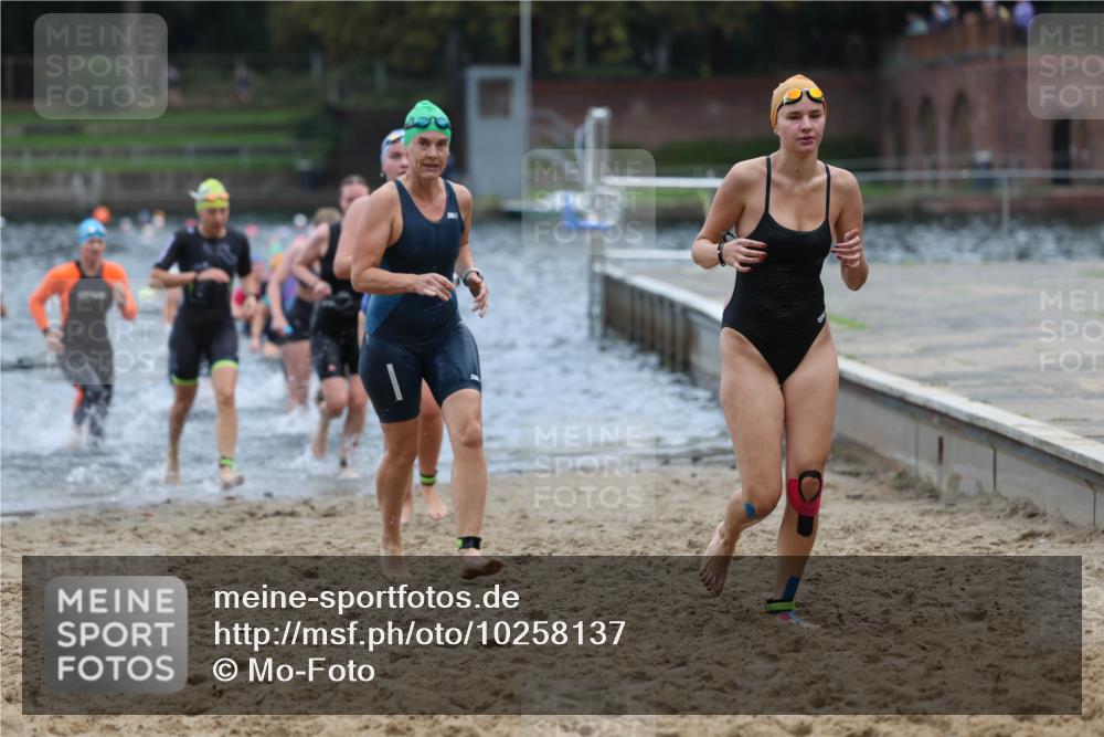 13.09.2026 - Stadtparktriathlon Mo-Foto http://msf.ph/oto/10258137 13.09.2026 11:12:15 Schwimmen 709, 726, 746, 766, 769, 771, 785, 808, 810, 814, 820, 821, 823, 1800 meine-sportfotos.de