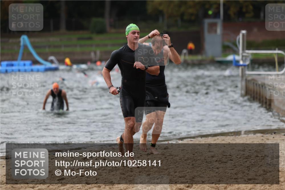 13.09.2026 - Stadtparktriathlon Mo-Foto http://msf.ph/oto/10258141 13.09.2026 11:51:47 Schwimmen 972, 985, 1001, 1036, 1053 meine-sportfotos.de