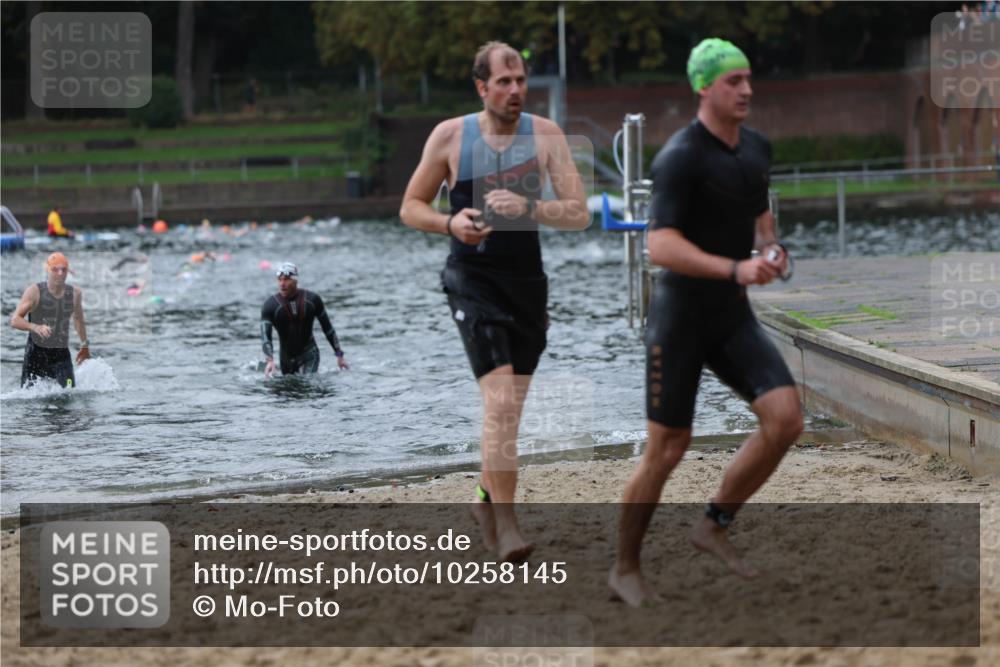 13.09.2026 - Stadtparktriathlon Mo-Foto http://msf.ph/oto/10258145 13.09.2026 11:51:48 Schwimmen 972, 985, 1001, 1036, 1053 meine-sportfotos.de