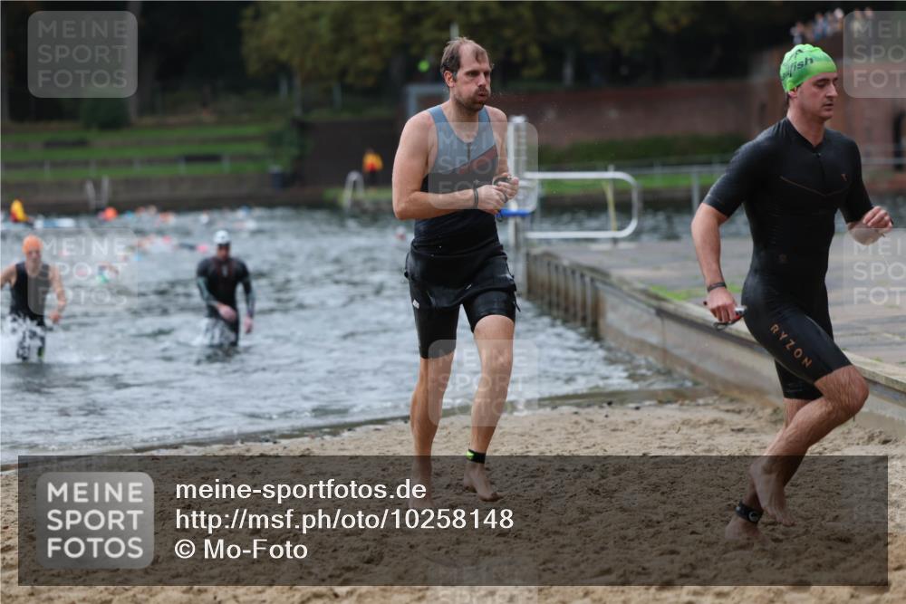 13.09.2026 - Stadtparktriathlon Mo-Foto http://msf.ph/oto/10258148 13.09.2026 11:51:49 Schwimmen 972, 985, 1001, 1036, 1053 meine-sportfotos.de