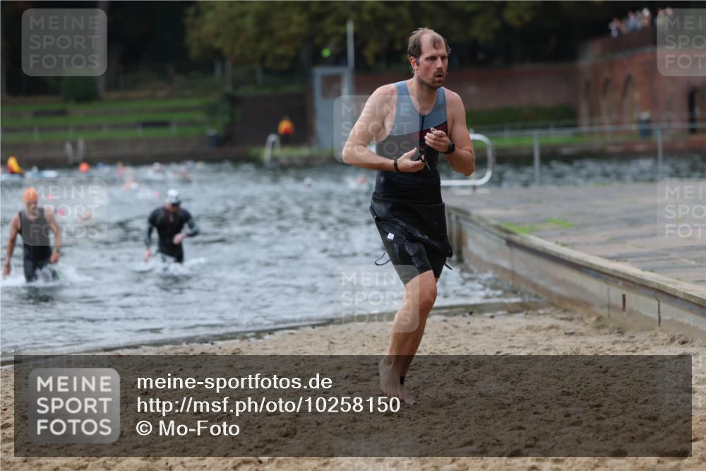 13.09.2026 - Stadtparktriathlon Mo-Foto http://msf.ph/oto/10258150 13.09.2026 11:51:49 Schwimmen 972, 985, 1001, 1036, 1053 meine-sportfotos.de