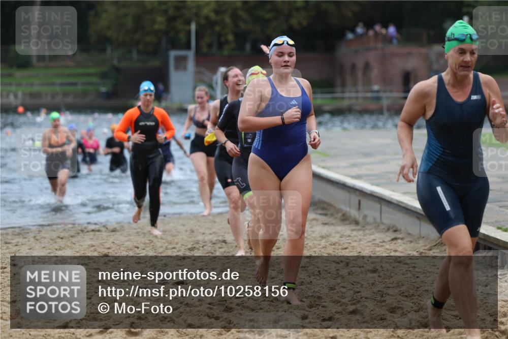 13.09.2026 - Stadtparktriathlon Mo-Foto http://msf.ph/oto/10258156 13.09.2026 11:12:17 Schwimmen 709, 726, 749, 766, 769, 771, 778, 785, 808, 810, 814, 817, 820, 821, 823, 1800 meine-sportfotos.de