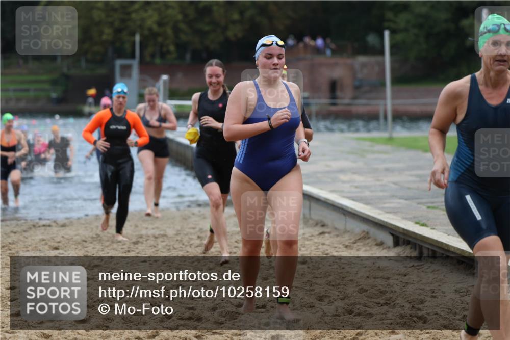 13.09.2026 - Stadtparktriathlon Mo-Foto http://msf.ph/oto/10258159 13.09.2026 11:12:18 Schwimmen 709, 726, 749, 766, 769, 771, 778, 785, 814, 817, 820, 821, 823, 1800 meine-sportfotos.de