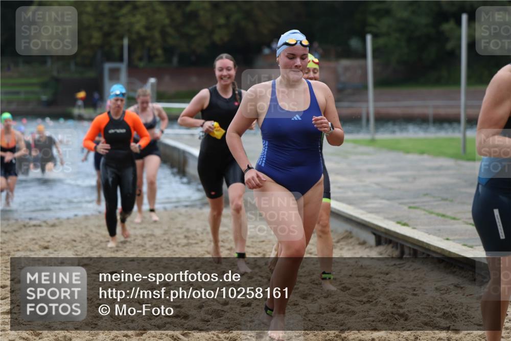 13.09.2026 - Stadtparktriathlon Mo-Foto http://msf.ph/oto/10258161 13.09.2026 11:12:18 Schwimmen 709, 726, 749, 766, 769, 771, 778, 785, 814, 817, 820, 821, 823, 1800 meine-sportfotos.de