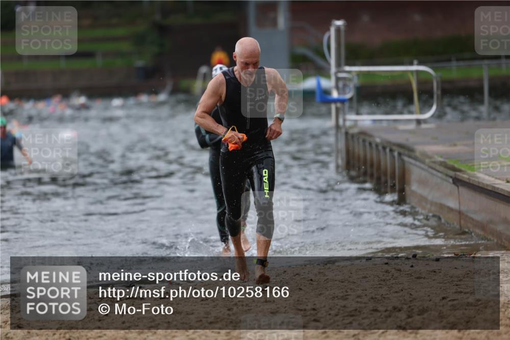 13.09.2026 - Stadtparktriathlon Mo-Foto http://msf.ph/oto/10258166 13.09.2026 11:51:54 Schwimmen 972, 985, 1053 meine-sportfotos.de