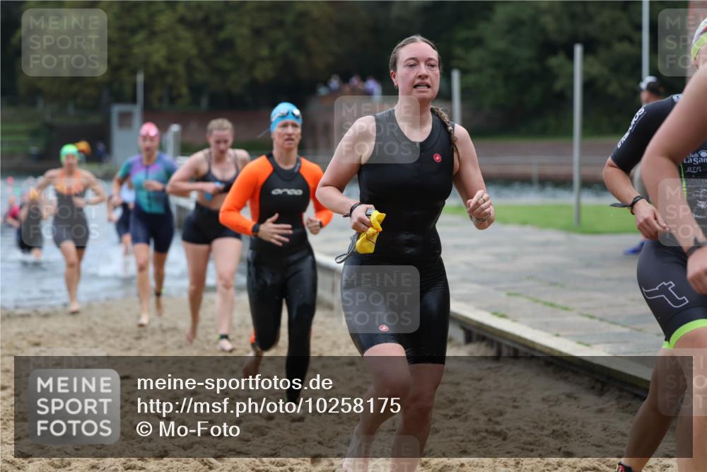 13.09.2026 - Stadtparktriathlon Mo-Foto http://msf.ph/oto/10258175 13.09.2026 11:12:20 Schwimmen 709, 726, 731, 749, 766, 769, 771, 778, 785, 814, 817, 820, 821, 823, 1800 meine-sportfotos.de