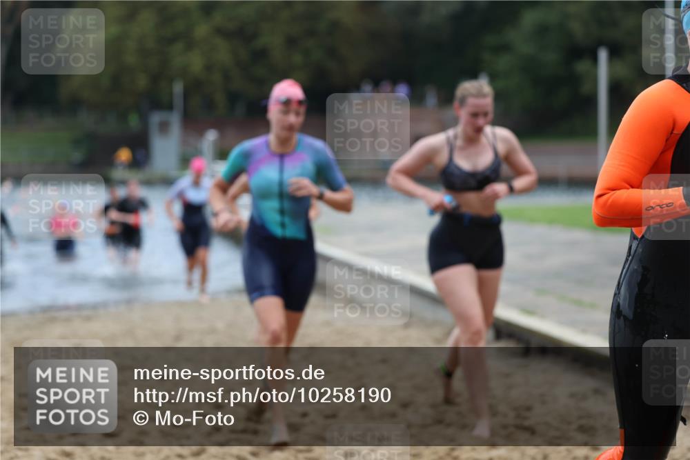 13.09.2026 - Stadtparktriathlon Mo-Foto http://msf.ph/oto/10258190 13.09.2026 11:12:22 Schwimmen 709, 726, 731, 749, 766, 769, 778, 814, 817, 820, 821, 823, 1800 meine-sportfotos.de