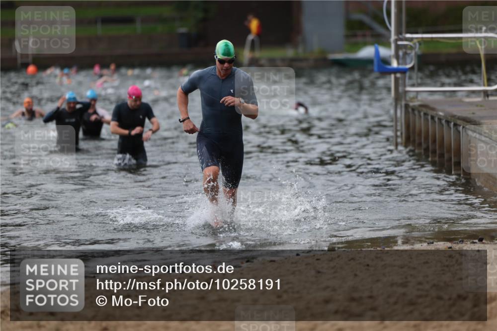 13.09.2026 - Stadtparktriathlon Mo-Foto http://msf.ph/oto/10258191 13.09.2026 11:52:08 Schwimmen 1030, 1048 meine-sportfotos.de