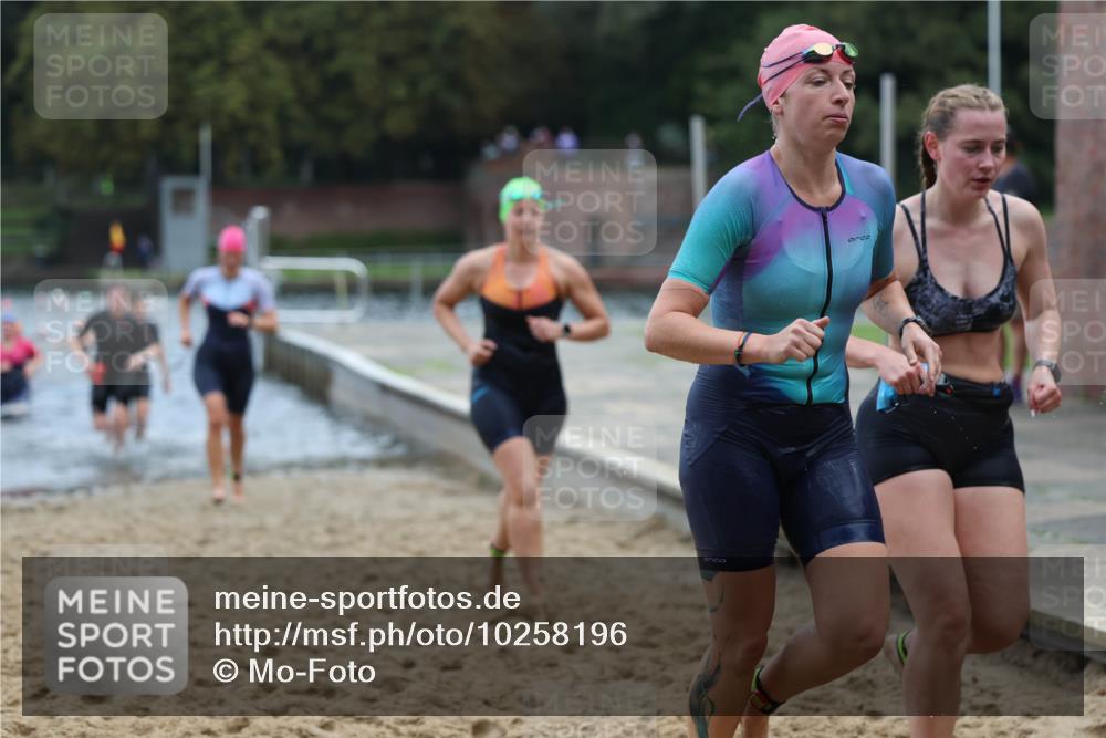 13.09.2026 - Stadtparktriathlon Mo-Foto http://msf.ph/oto/10258196 13.09.2026 11:12:23 Schwimmen 709, 726, 731, 749, 766, 769, 778, 814, 817, 820, 821, 823 meine-sportfotos.de