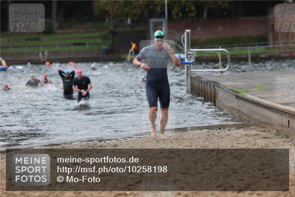 13.09.2026 - Stadtparktriathlon Mo-Foto http://msf.ph/oto/10258198 13.09.2026 11:52:10 Schwimmen 1030, 1048, 1060 meine-sportfotos.de