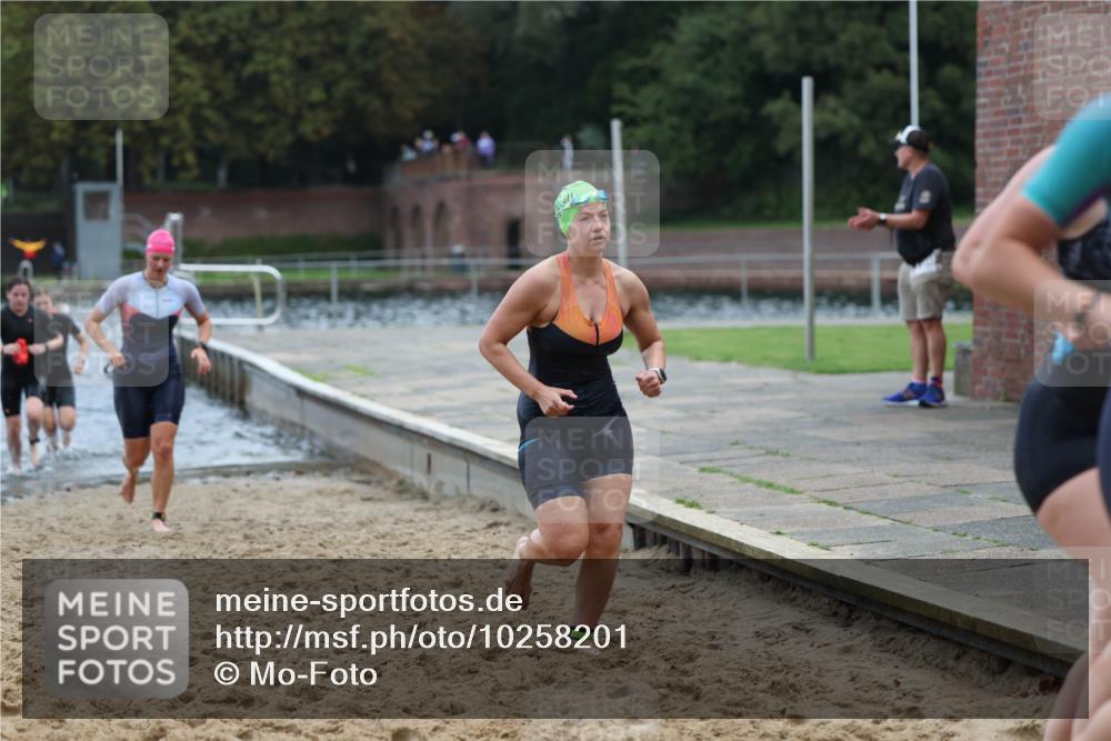 13.09.2026 - Stadtparktriathlon Mo-Foto http://msf.ph/oto/10258201 13.09.2026 11:12:23 Schwimmen 709, 726, 731, 749, 766, 769, 778, 814, 817, 820, 821, 823 meine-sportfotos.de