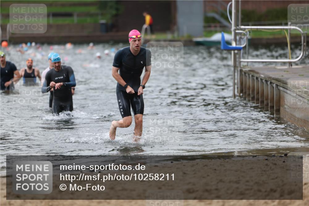 13.09.2026 - Stadtparktriathlon Mo-Foto http://msf.ph/oto/10258211 13.09.2026 11:52:16 Schwimmen 997, 1030, 1048, 1060 meine-sportfotos.de