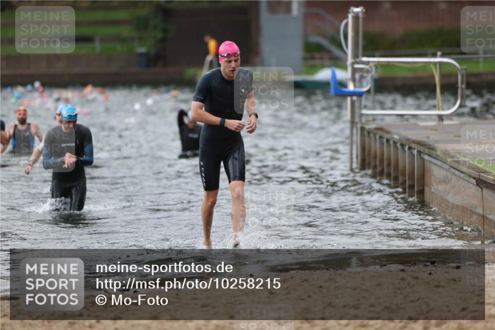 13.09.2026 - Stadtparktriathlon Mo-Foto http://msf.ph/oto/10258215 13.09.2026 11:52:17 Schwimmen 997, 1030, 1048, 1060 meine-sportfotos.de