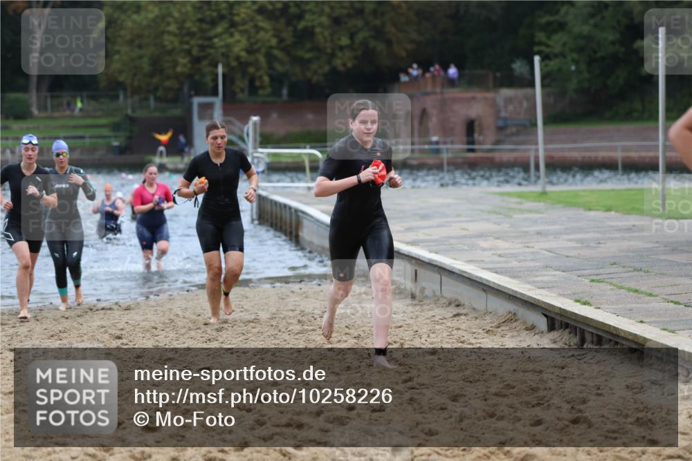 13.09.2026 - Stadtparktriathlon Mo-Foto http://msf.ph/oto/10258226 13.09.2026 11:12:27 Schwimmen 709, 731, 749, 766, 778, 817, 821 meine-sportfotos.de