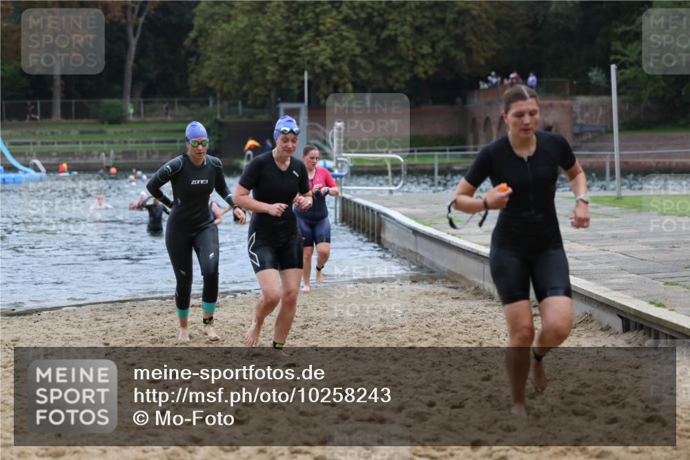 13.09.2026 - Stadtparktriathlon Mo-Foto http://msf.ph/oto/10258243 13.09.2026 11:12:29 Schwimmen 731, 749, 766, 778, 799, 817, 821 meine-sportfotos.de