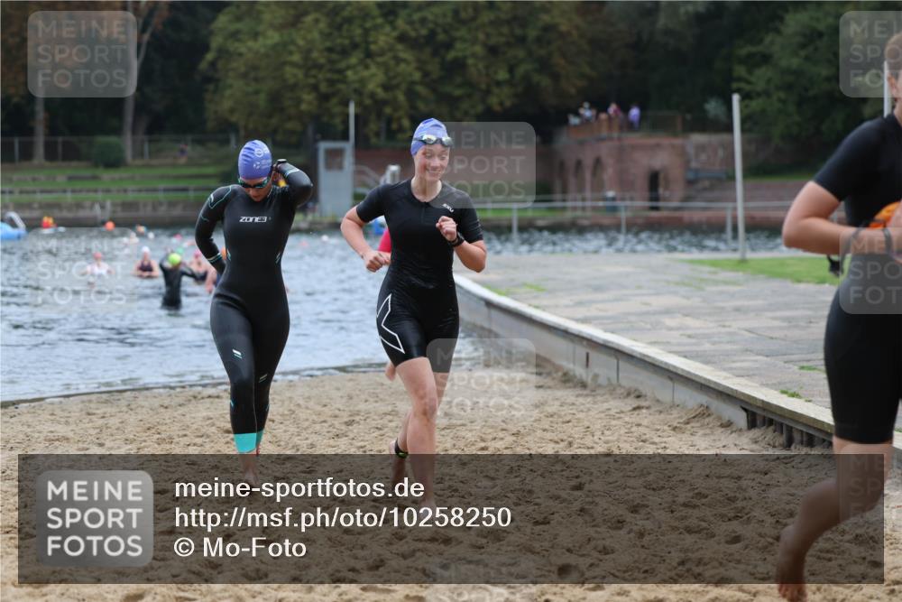 13.09.2026 - Stadtparktriathlon Mo-Foto http://msf.ph/oto/10258250 13.09.2026 11:12:30 Schwimmen 731, 749, 766, 778, 789, 799, 817, 821 meine-sportfotos.de