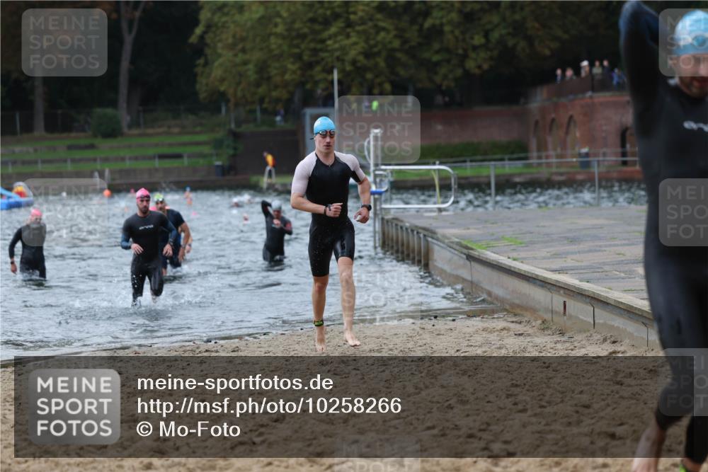13.09.2026 - Stadtparktriathlon Mo-Foto http://msf.ph/oto/10258266 13.09.2026 11:52:26 Schwimmen 958, 997, 999, 1037, 1048, 1049, 1060 meine-sportfotos.de