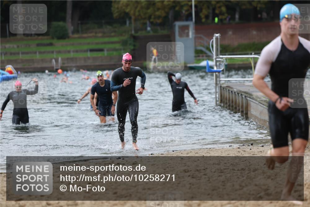13.09.2026 - Stadtparktriathlon Mo-Foto http://msf.ph/oto/10258271 13.09.2026 11:52:27 Schwimmen 958, 997, 999, 1037, 1049, 1060 meine-sportfotos.de
