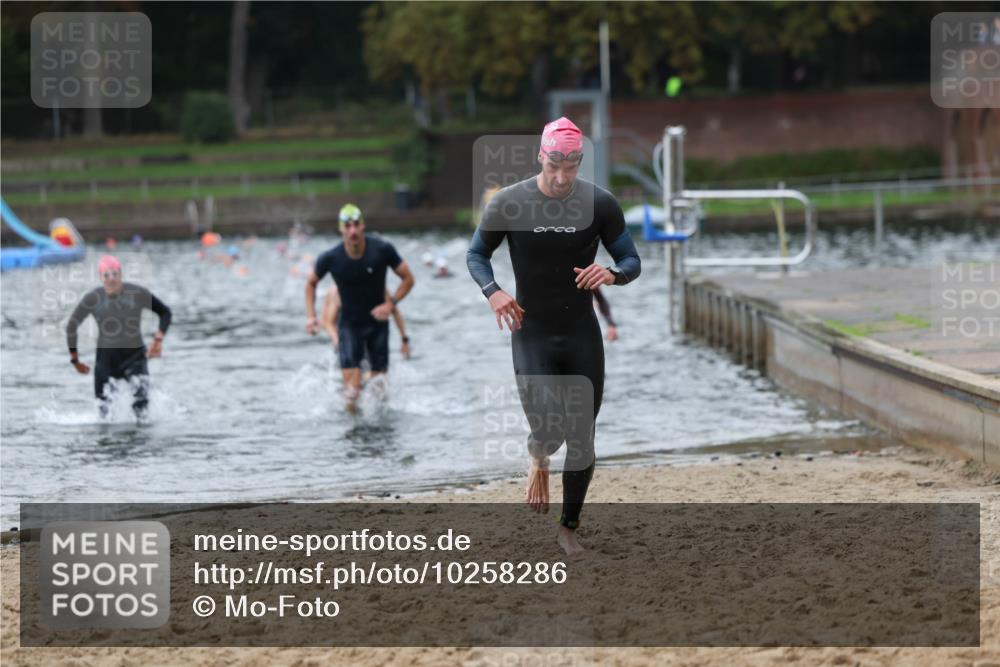 13.09.2026 - Stadtparktriathlon Mo-Foto http://msf.ph/oto/10258286 13.09.2026 11:52:29 Schwimmen 958, 964, 997, 999, 1009, 1037, 1049 meine-sportfotos.de