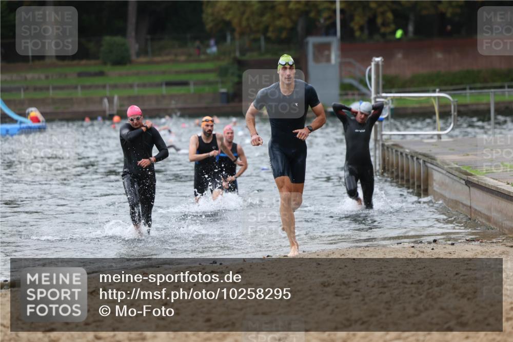 13.09.2026 - Stadtparktriathlon Mo-Foto http://msf.ph/oto/10258295 13.09.2026 11:52:32 Schwimmen 958, 964, 999, 1009, 1037, 1049 meine-sportfotos.de