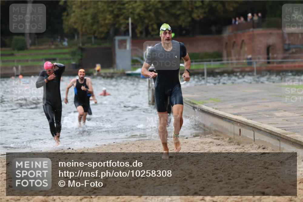 13.09.2026 - Stadtparktriathlon Mo-Foto http://msf.ph/oto/10258308 13.09.2026 11:52:33 Schwimmen 958, 964, 999, 1009, 1037, 1049 meine-sportfotos.de
