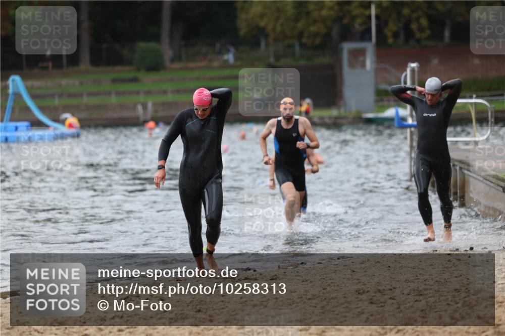 13.09.2026 - Stadtparktriathlon Mo-Foto http://msf.ph/oto/10258313 13.09.2026 11:52:35 Schwimmen 958, 964, 999, 1009, 1037, 1049 meine-sportfotos.de