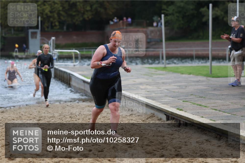 13.09.2026 - Stadtparktriathlon Mo-Foto http://msf.ph/oto/10258327 13.09.2026 11:12:40 Schwimmen 713, 789, 793, 799 meine-sportfotos.de