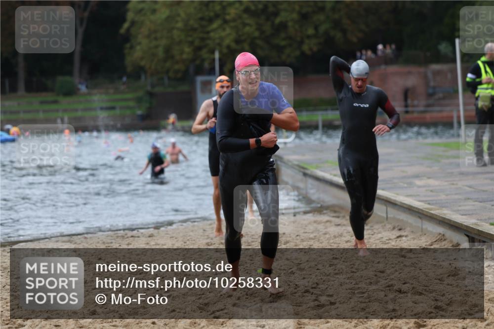 13.09.2026 - Stadtparktriathlon Mo-Foto http://msf.ph/oto/10258331 13.09.2026 11:52:38 Schwimmen 958, 964, 999, 1009, 1028, 1037 meine-sportfotos.de