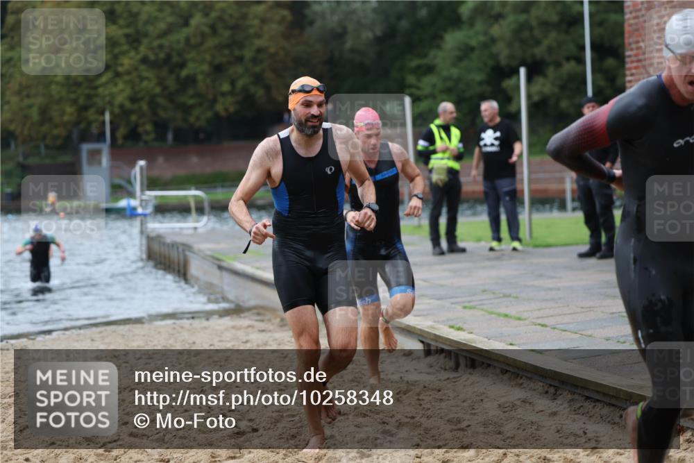 13.09.2026 - Stadtparktriathlon Mo-Foto http://msf.ph/oto/10258348 13.09.2026 11:52:41 Schwimmen 958, 964, 999, 1009, 1028 meine-sportfotos.de